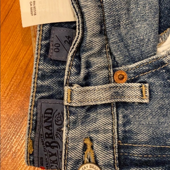Lucky Brand Boyfriend Jeans - Picture 2 of 4